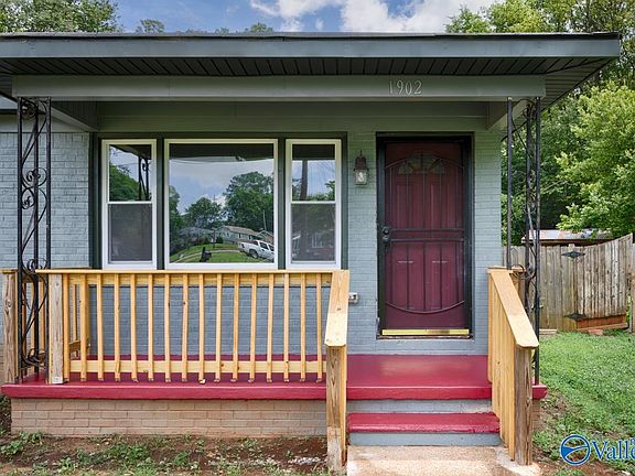 4th image of 1902 Oglesby Dr NW