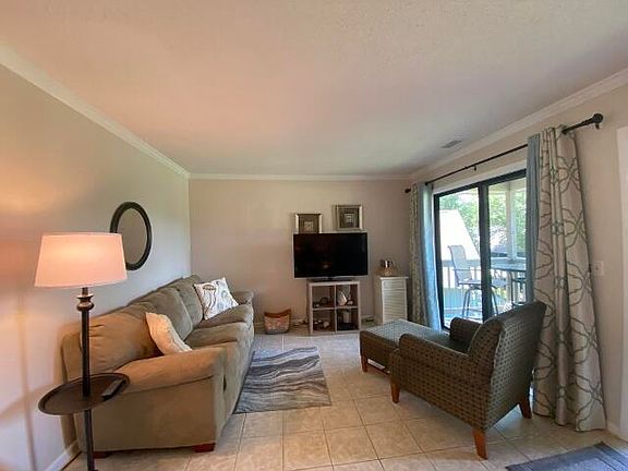 3rd image of 216 Sea Cloud Cir