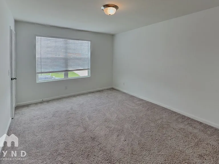 5924 Pearl Mdw — Photo 13