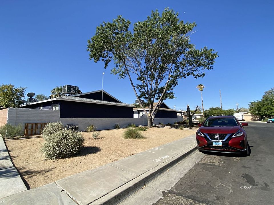 2nd image of 505 Commercial Ave #4