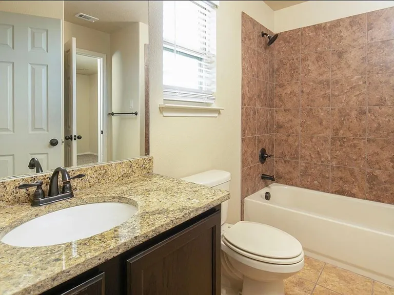 238 Samuel Dr — Photo 12