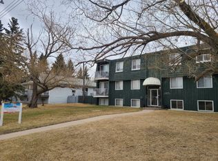 6821 59th Ave, Red Deer, AB T4P 1B3