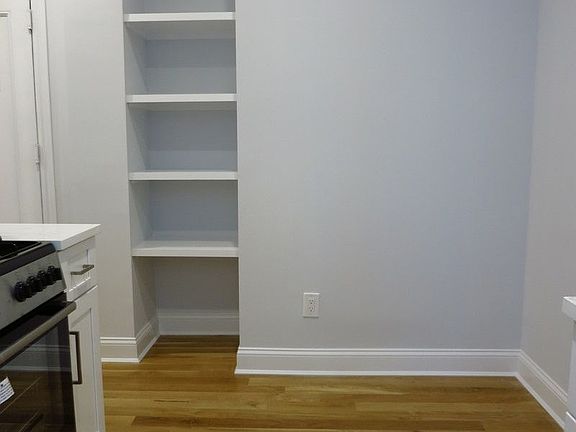 3rd image of 512 E 79th St APT 2G