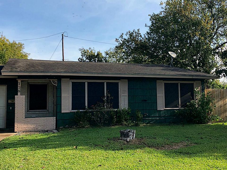 1st image of 118 Forest Oaks Ln
