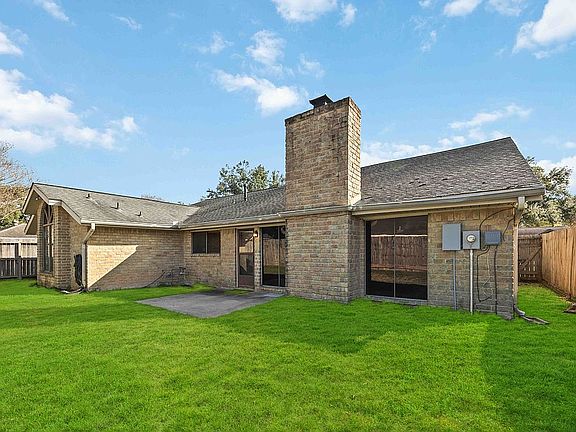 2nd image of 21214 Park Bend Dr