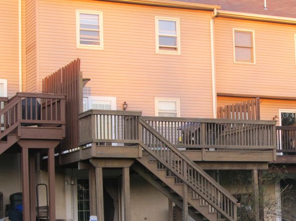 152 Lafayette Ct