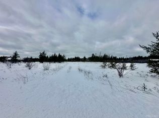 E Airfield Rd, Gwinn, MI 49841