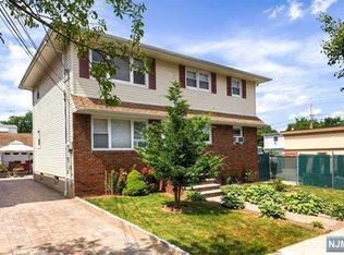 12 McKinley Ave, Lodi, NJ 07644