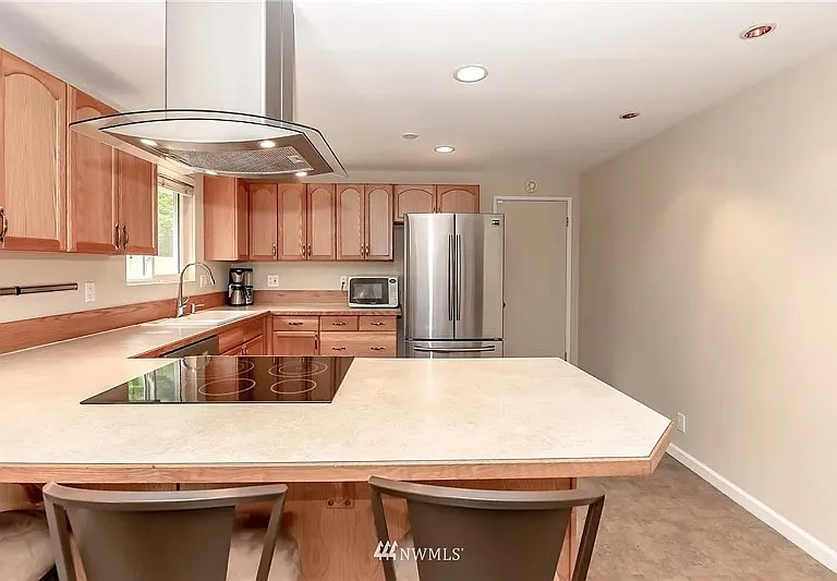 455 Reiten Rd — Photo 7