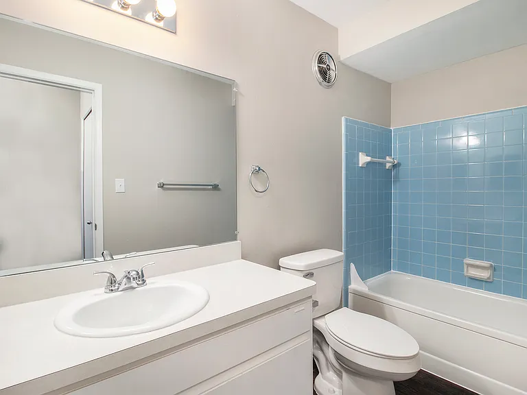 3854 Fort St — Photo 7