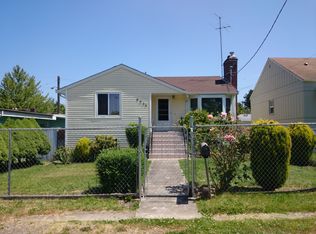 8914 37th Ave S, Seattle, WA 98118