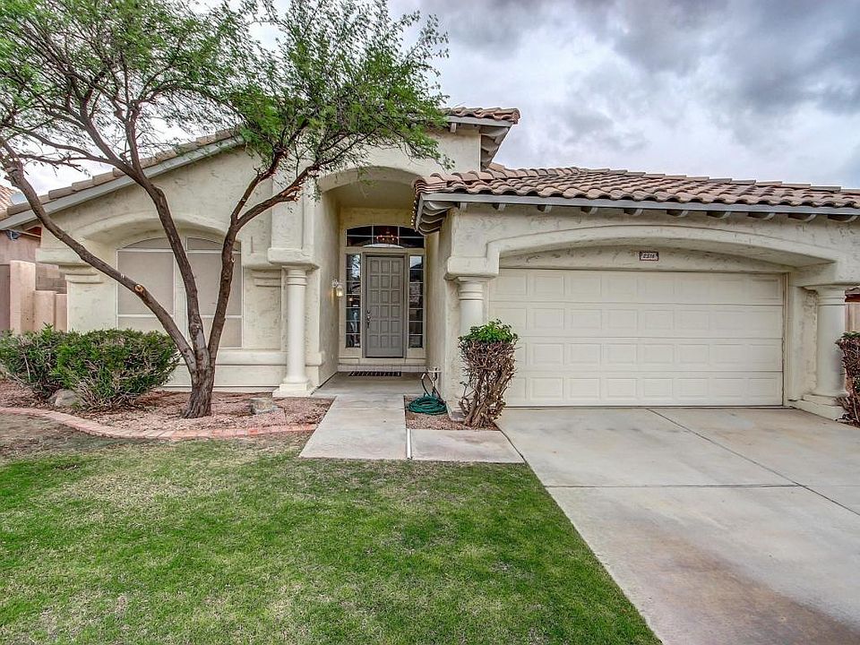 1st image of 2316 E Silverwood Dr