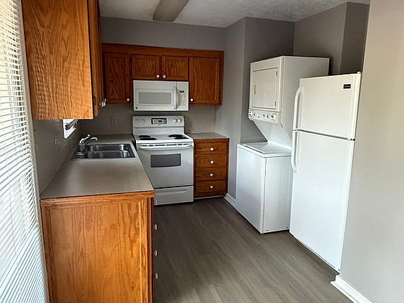 2nd image of 1416 Meadow Ave APT 3