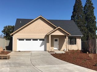 2015 La Connor Ln, Medford, OR
