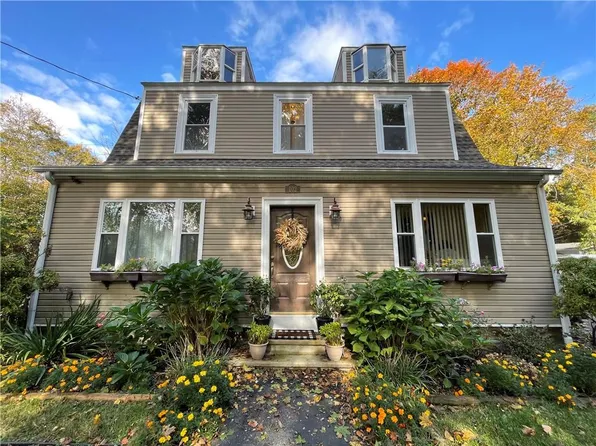 102 Pound Rd, Cumberland, RI 02864