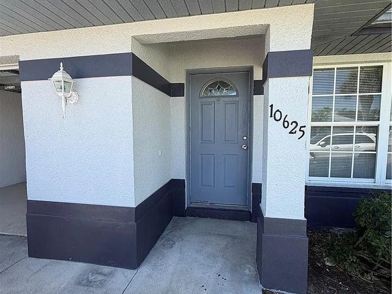 10625 Windsmont Ct — Photo 1