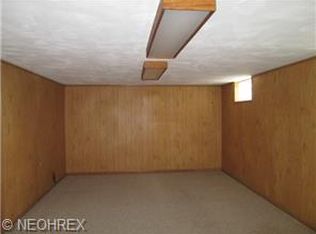 13513 Carpenter Rd, Garfield Heights, OH 44125