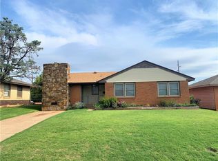 1109 Blackstone Ave, Clinton, OK 73601