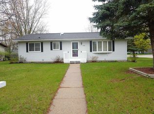 1405 S 18th St, Prairie Du Chien, WI 53821