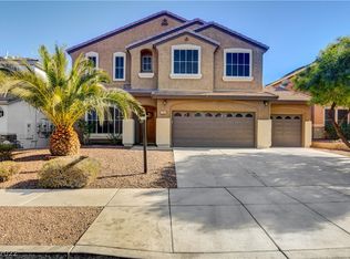 704 Blue Crystal Creek Rd, Henderson, NV 89002