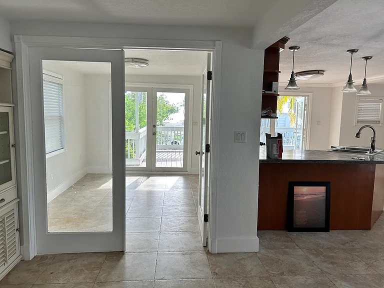 100 Sunset Ln — Photo 10