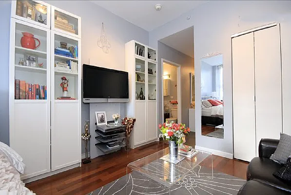 Rented by Level Group | media 5