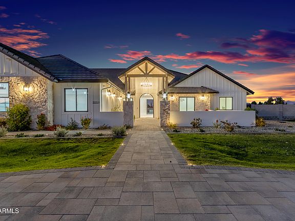 4th image of 22218 E MISTY Court
