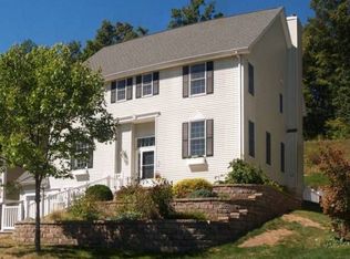 22 Chestnut Hill Rd, West Hartford, CT 06107