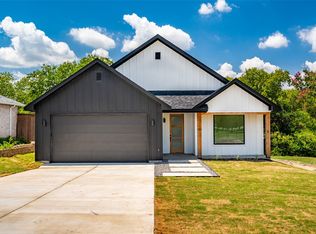 1017 Cedarcrest Dr, Mesquite, TX 75149