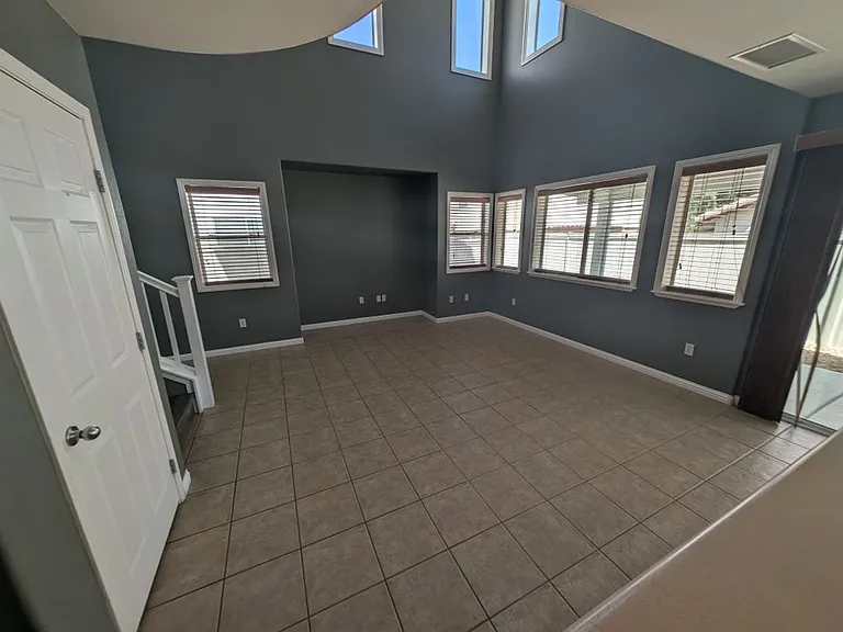 9121 Spoonbill Ridge Pl — Photo 4