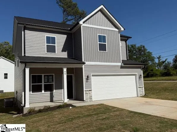 88 Wilson St, Greer, SC 29651