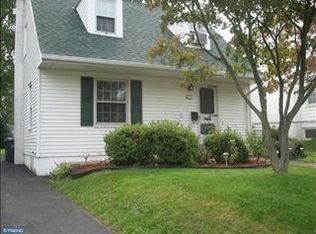 711 Harrison Ave, Glenside, PA 19038