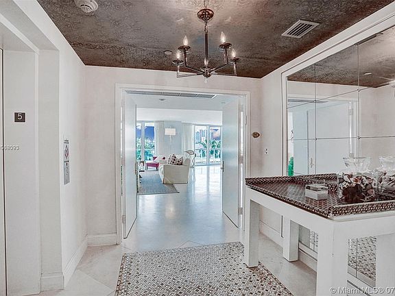 2nd image of 20155 NE 38th Ct APT 501