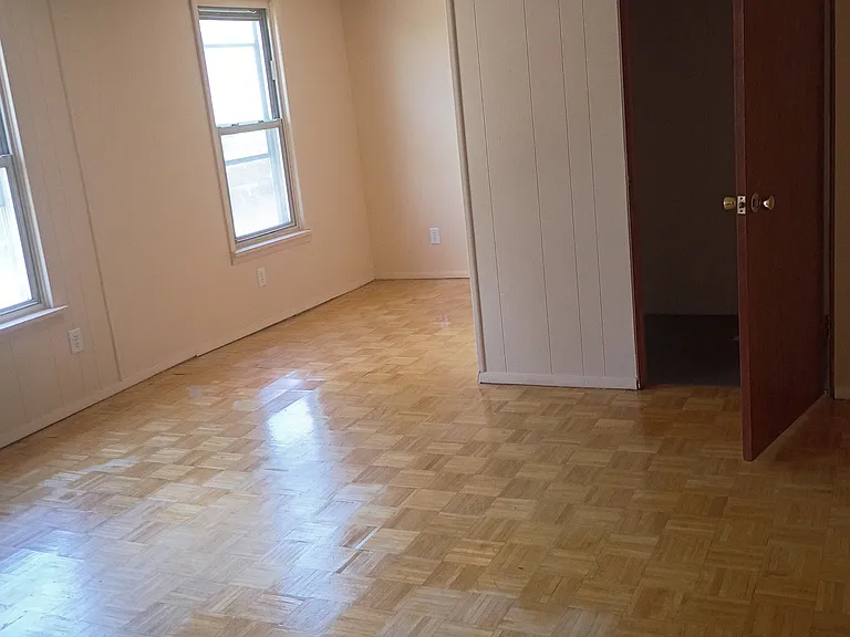 743 Broadway #4 — Photo 3