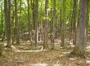 1915 Forest Ridge Trl, Charlevoix, MI 49720