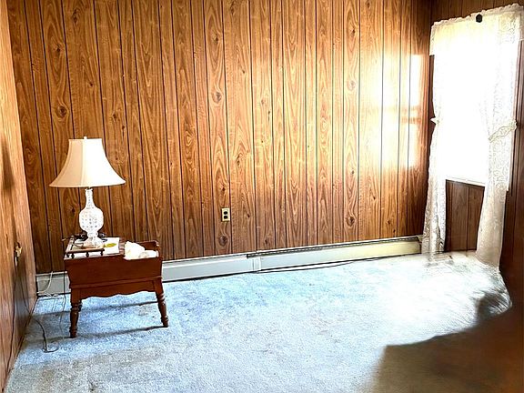 5th image of 18 Heather Lane
