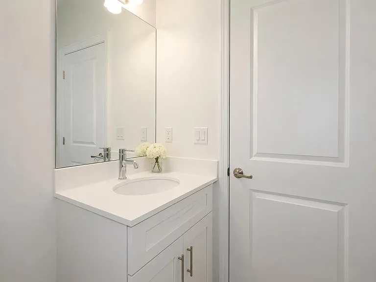 4822 NW 56th Ct — Photo 28