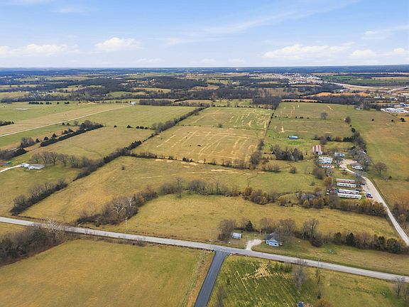 3rd image of 004 E Mount Gilead Road