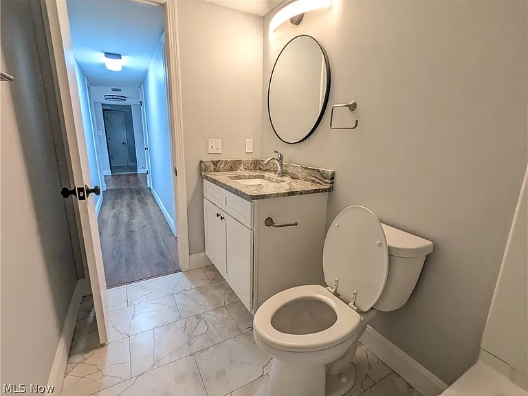 6920 Carriage Hill Dr #104 — Photo 19