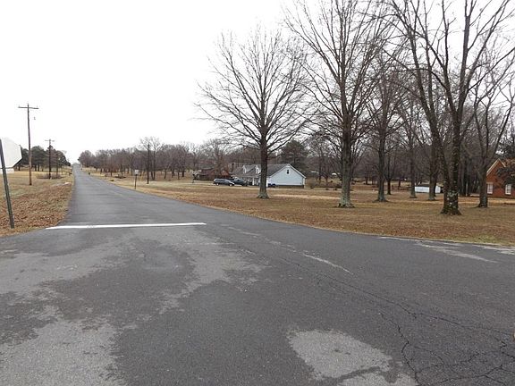 5th image of 4700 Douglas Dr
