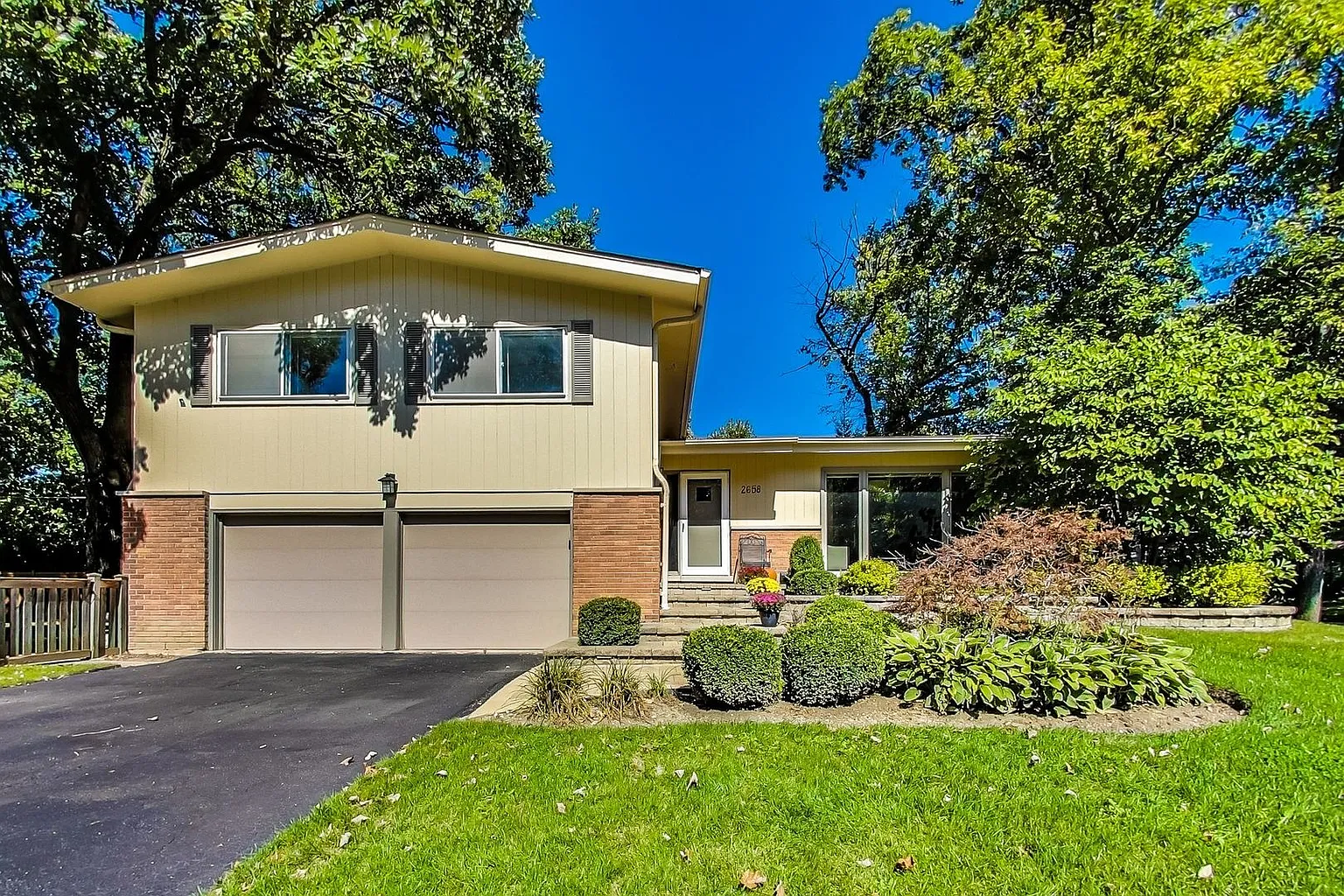 2658 Marl Oak Dr photo 1