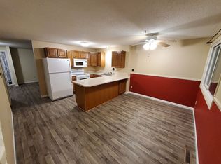 1820 S Cleveland Ave #11, Sioux Falls, SD 57103