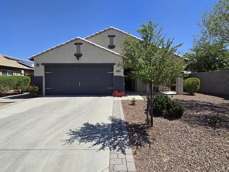 3913 S 185th Ln — Photo 1