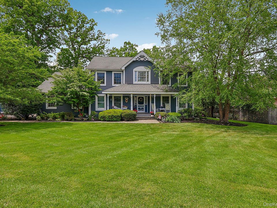 1st image of 118 Pelham Drive