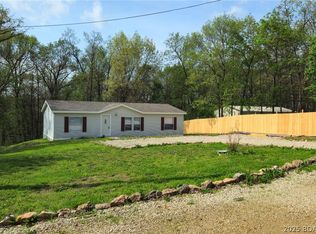 12 Pleasant Rd, Eldon, MO 65026