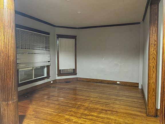 3rd image of 1136 Madison Ave SE APT 1