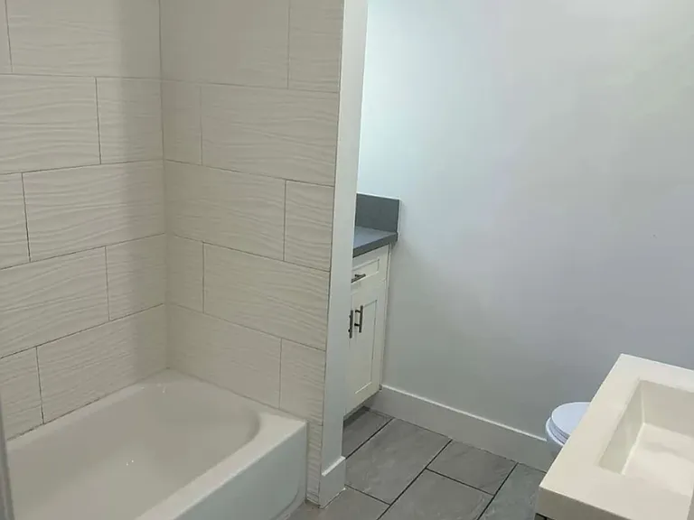2231 Ellendale Pl #11 — Photo 5