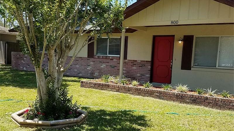 1st image of 800 Raven Ave