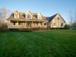 710 Wild Oak Trl, Maple Plain, MN 55359