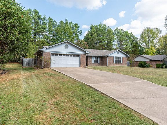 4th image of 507 Thicksten Dr